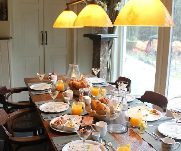 Bosgeluk 4* Χέλμοντ